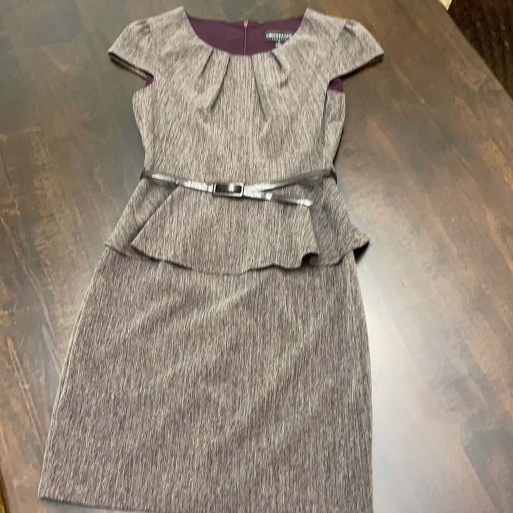 Women’s belted dress with cap sleeves